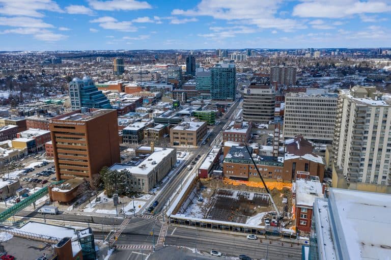 88 Queen St South Condos rendering
