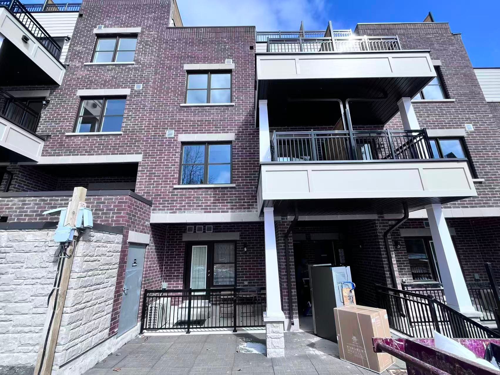 High Park Urban Towns · 2 bed — photo 3