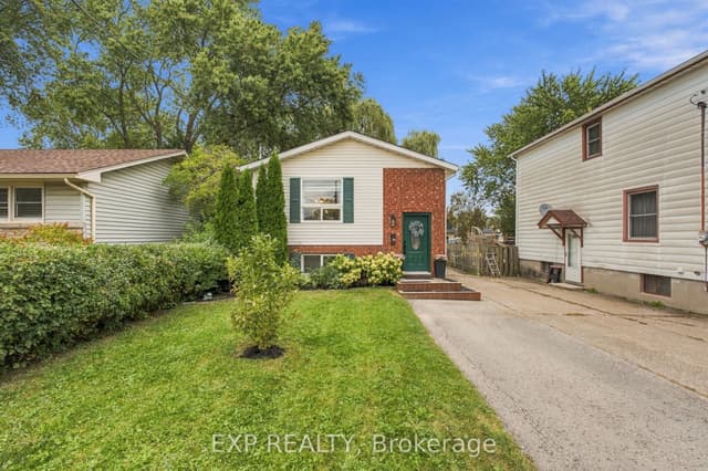 Detached at 28 Maitland Street, Thorold, ON L2V 3A7