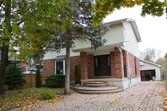Detached at 83 Moray Avenue, Richmond Hill, ON L4E 3E1