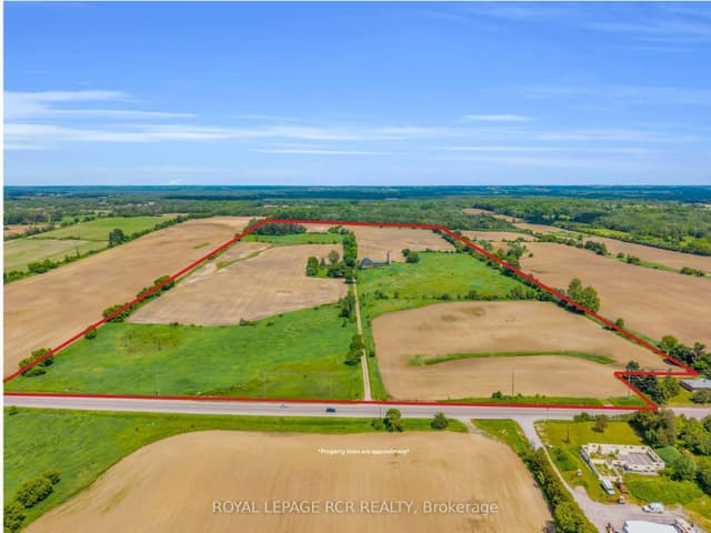 Detached at 20893 Woodbine Avenue, East Gwillimbury, ON L0G 1R0