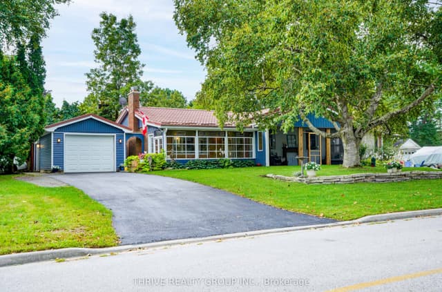 Detached at 11 Outer Drive, London South, ON N6P 1C7