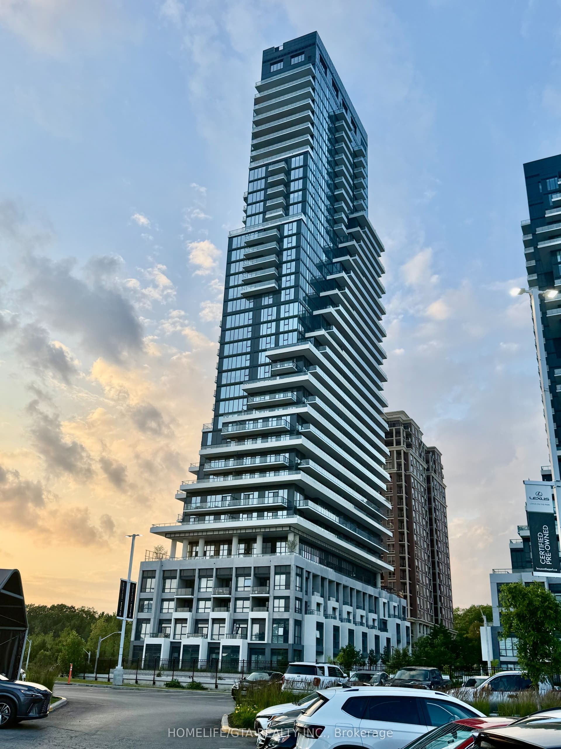 Suite 605 · Floor 6, Unit 605 · 10 Inn On The Park Dr