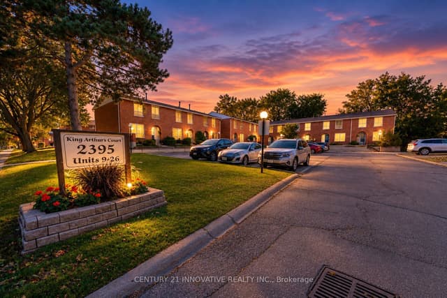 Condo Townhouse at 2395 Bromsgrove Road S 21, Mississauga, ON L5J 1L6