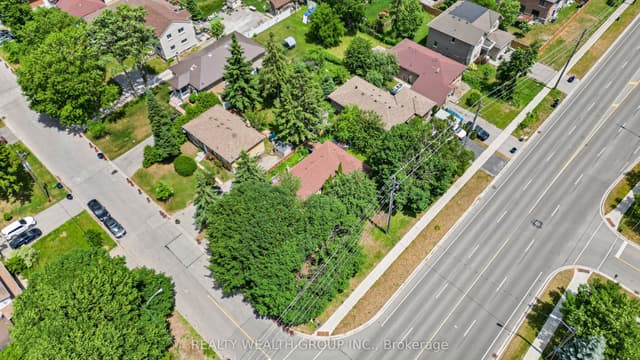 Detached at 4450 Lawrence Avenue E, Toronto, ON M1E 2T9, Toronto E10