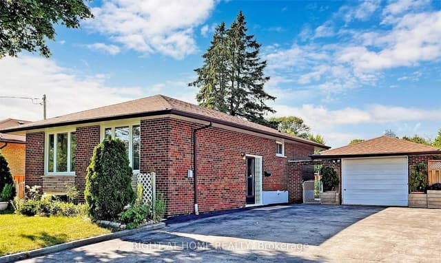 Detached at 32 Brimorton Drive, Toronto, ON M1P 3Y9, Toronto E09