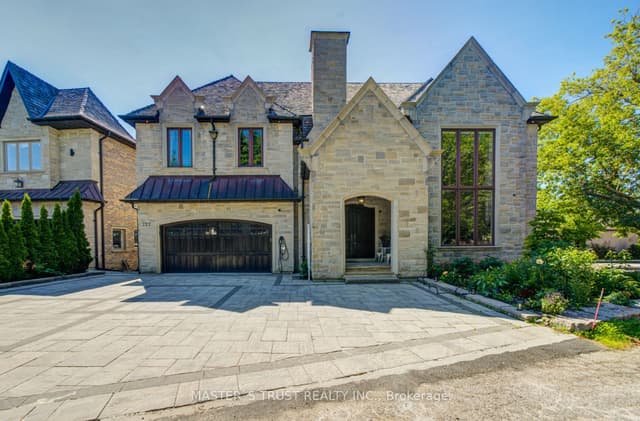 Detached at 727 Sunset Beach Road, Richmond Hill, ON L4E 3G2
