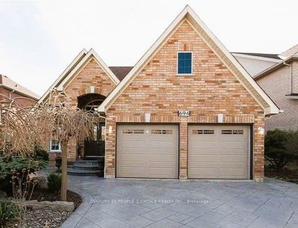 Detached at 694 Gypsy Fly Crescent, Mississauga, ON L5W 1H5
