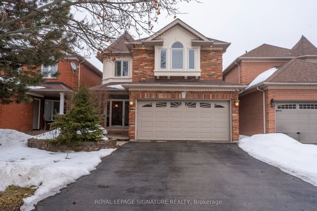 Detached at 406 Hewitt Circle, Newmarket, ON L3X 2L8