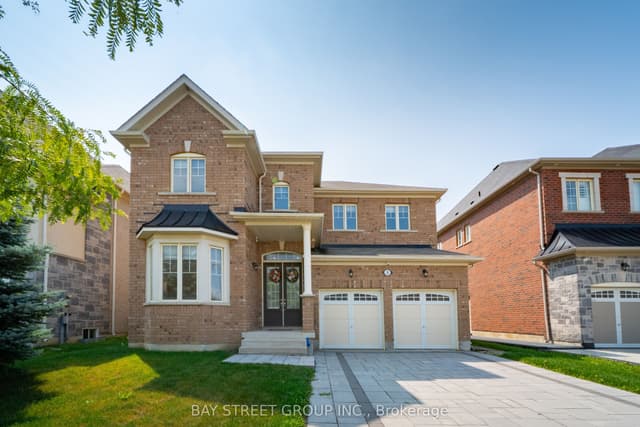 Detached at 31 Woodgate Pines Drive, Vaughan, ON L4H 4A8