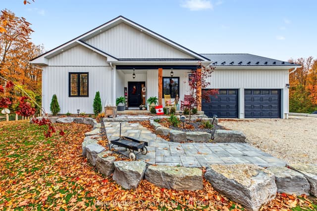Detached at 185 Raglan Street, Grey Highlands, ON N0C 1E0