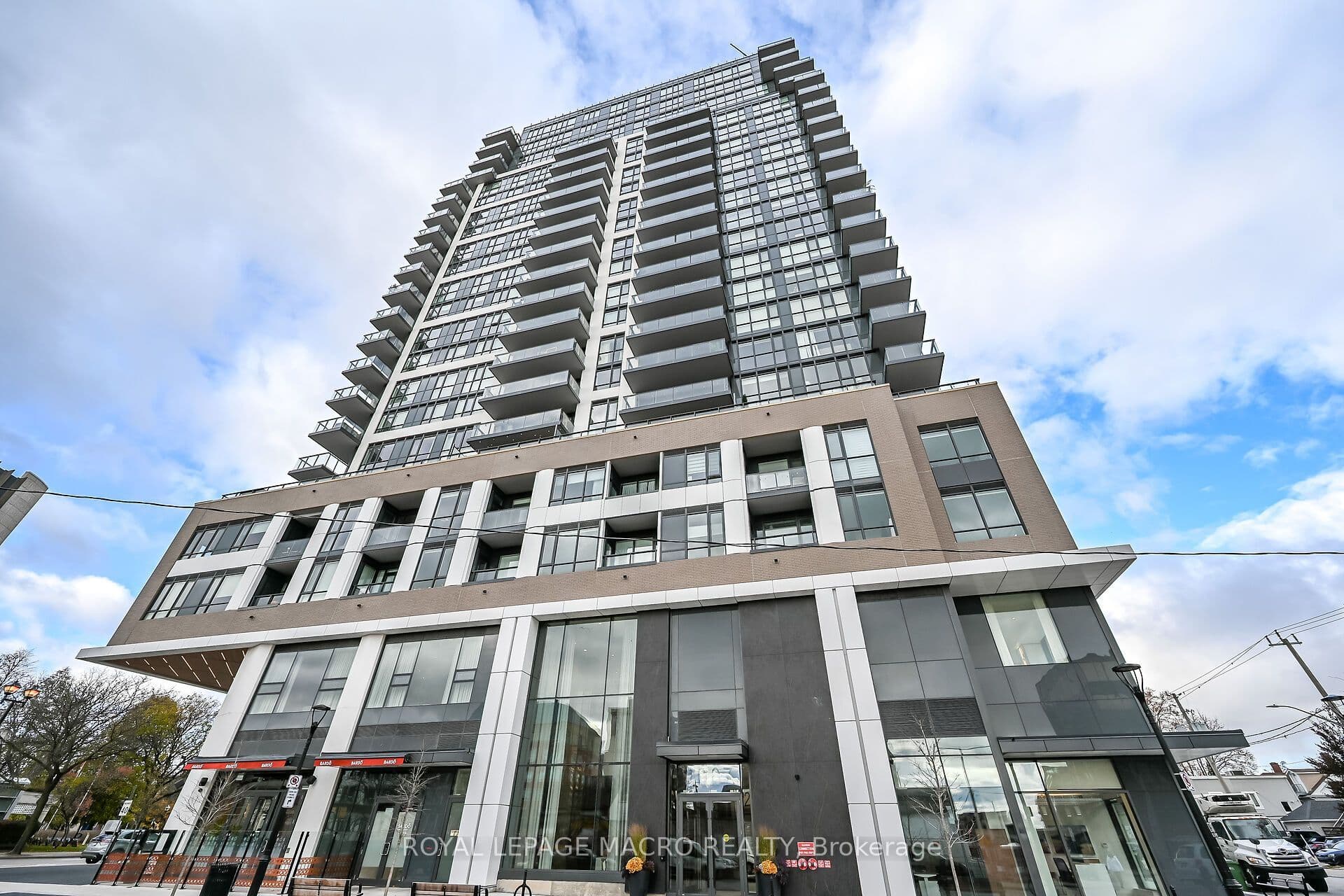 Suite 1707 · Floor 17, Unit 1707 · 2007 James St