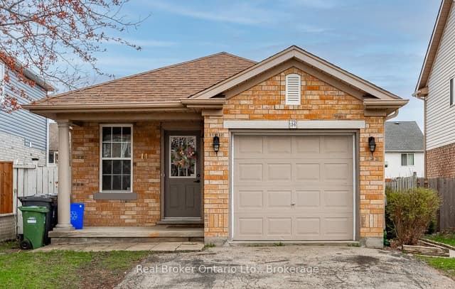 Detached at 14 Southcreek Trail B, Guelph, ON N1G 4Y8