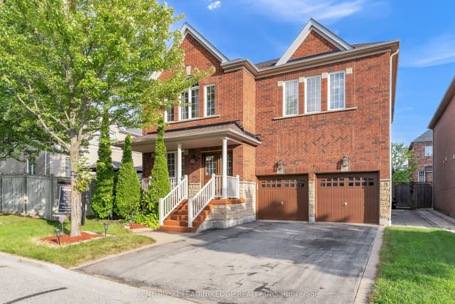 Detached at 16 Bicknell Court, Ajax, ON L1T 0G3