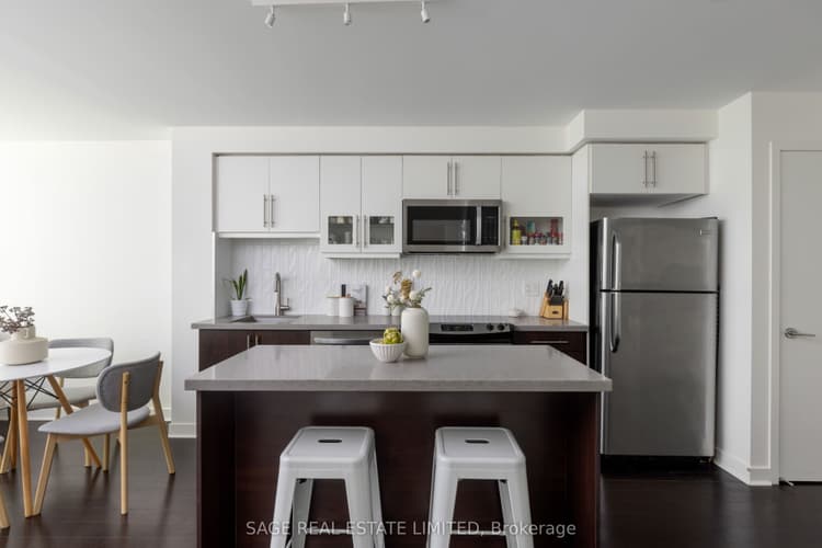 1169 Queen Street