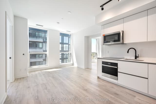 Condo Apartment at 327 King Street W 4704, Toronto, ON M5A 0Y5, Toronto C01