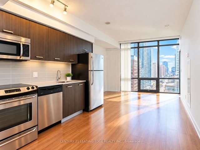 Condo Apartment at 832 Bay Street 1009, Toronto, ON M5S 1Z6, Toronto C01