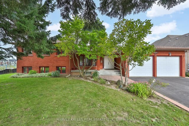 Detached at 113 Bond Crescent, Richmond Hill, ON L4E 3K9