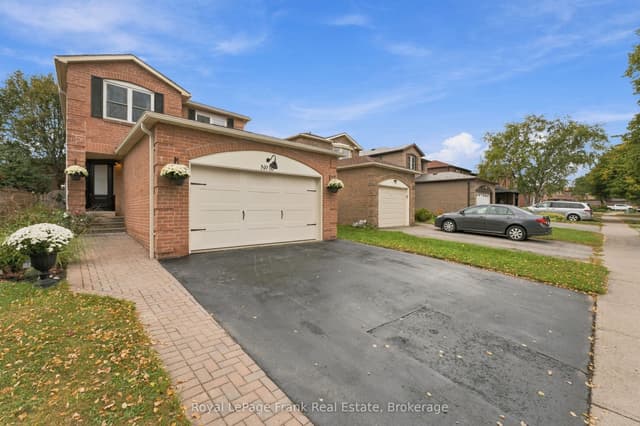 Detached at 10 Delaney Drive, Ajax, ON L1T 2K3