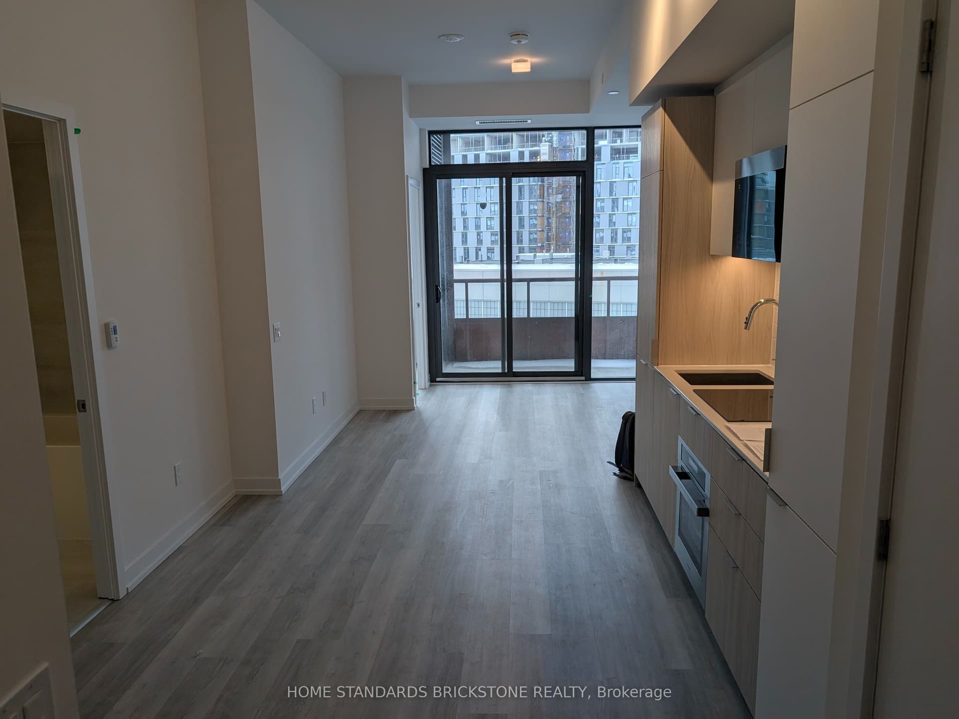 Suite 614 · Floor 6, Unit 614 · 28 Eastern Ave
