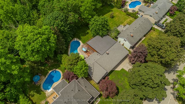 Detached at 272 Goodram Drive, Burlington, ON L7L 2J5