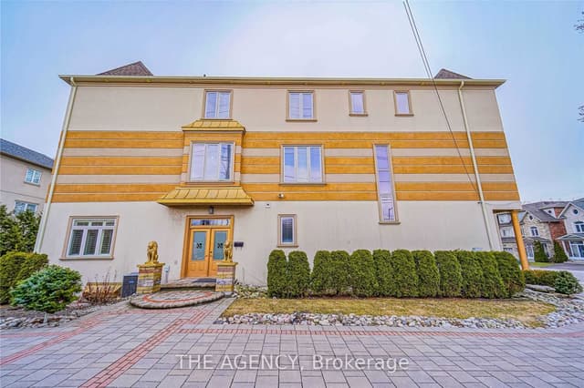 Detached at 83 Elm Avenue Main Floor, Richmond Hill, ON L4C 6K8