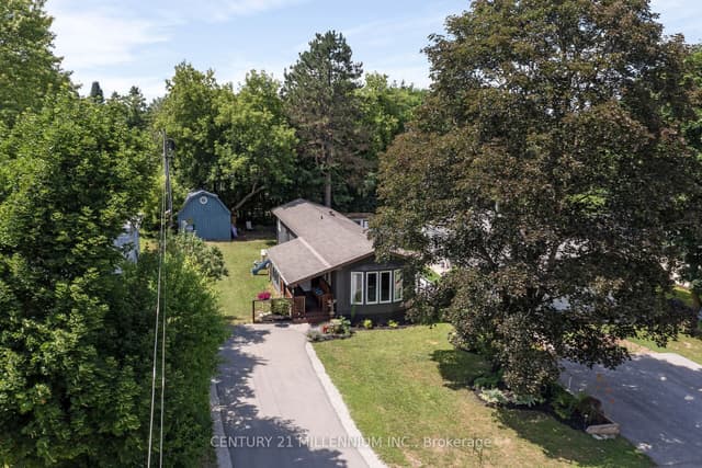 MobileTrailer at 10 Park Boulevard, Erin, ON N0B 1T0