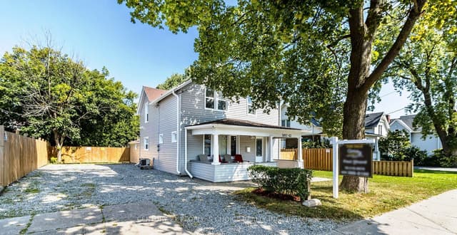 Detached at 5057 BRIDGE Street, Niagara Falls, ON L2E 2S7