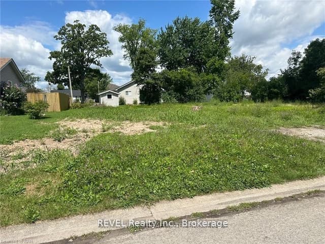 Vacant Land at 22 Longtent Avenue, Fort Erie, ON L2A 1E3
