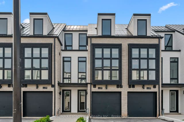 Att/Row/Townhouse at 138 East Street 4, Oakville, ON L6L 0H9