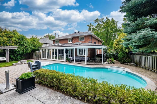 Detached at 1566 Myron Drive, Mississauga, ON L5E 2N6