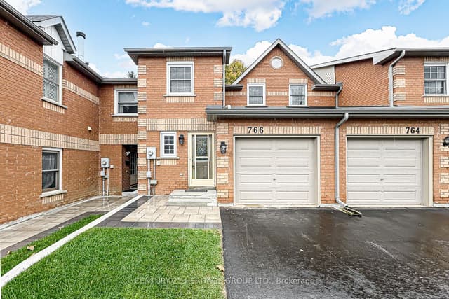 Condo Townhouse at 766 Caradonna Crescent 9, Newmarket, ON L3X 1W6