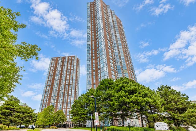 Condo Apartment at 5 Concorde Place 2101, Toronto, ON M3C 3M8, Toronto C13