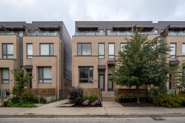 Att/Row/Townhouse at 62A Perth Avenue, Toronto, ON M6R 2C1, Toronto C01