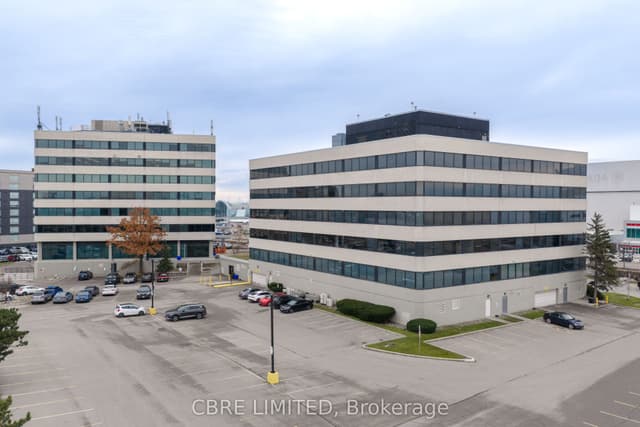 Office at 6303 Airport Road 400, Mississauga, ON L4V 1R8