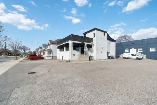 Commercial Retail at 316 Talfourd Street E, Sarnia, ON N7T 3B3