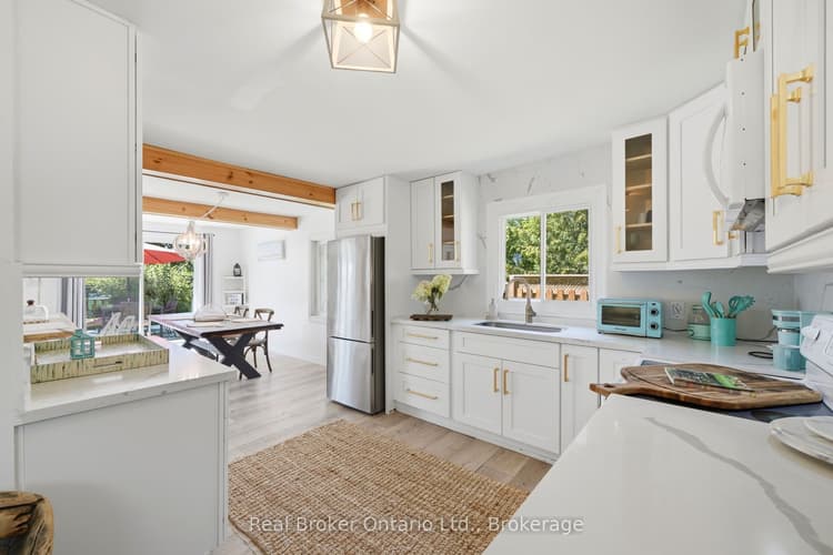 7 Oliver Drive