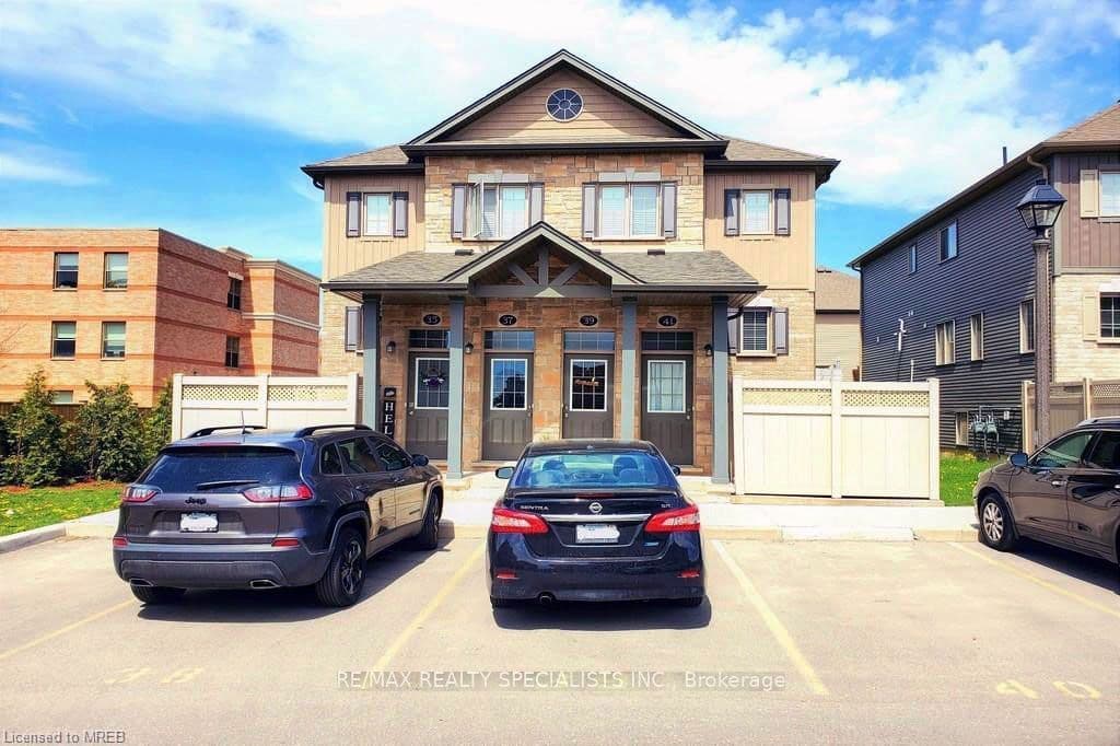 Suite 41, Unit 41 · 3200 Singleton Ave