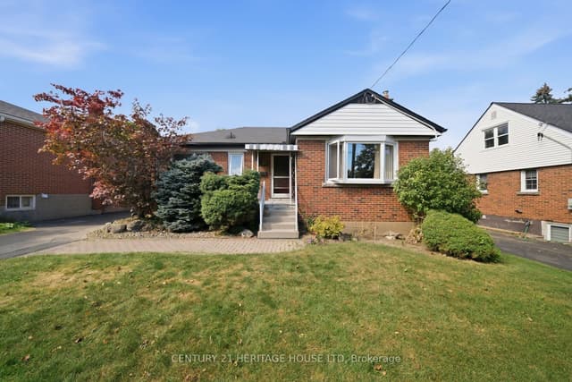 Detached at 138 West 23rd Street, Hamilton, ON L9C 4V7