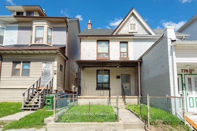 776 Gerrard Street