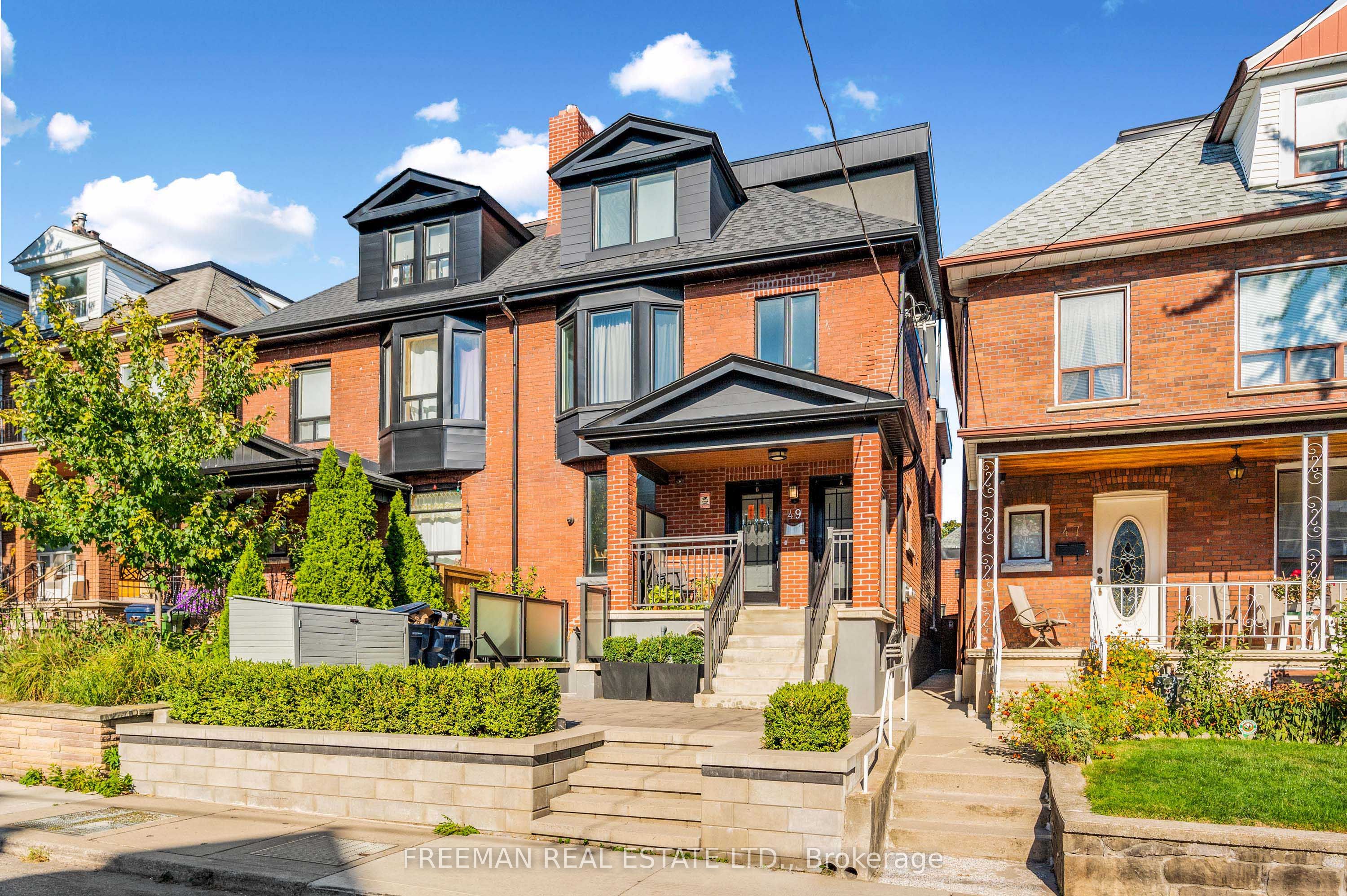Semi-Detached at 49 Beatrice Street, Toronto, ON M6J 2T2, Toronto C01