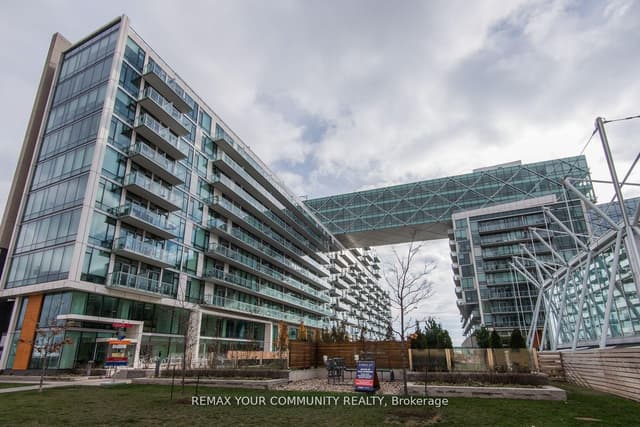 Condo Apartment at 39 Queens Quay E 815, Toronto, ON M5E 0A5, Toronto C08