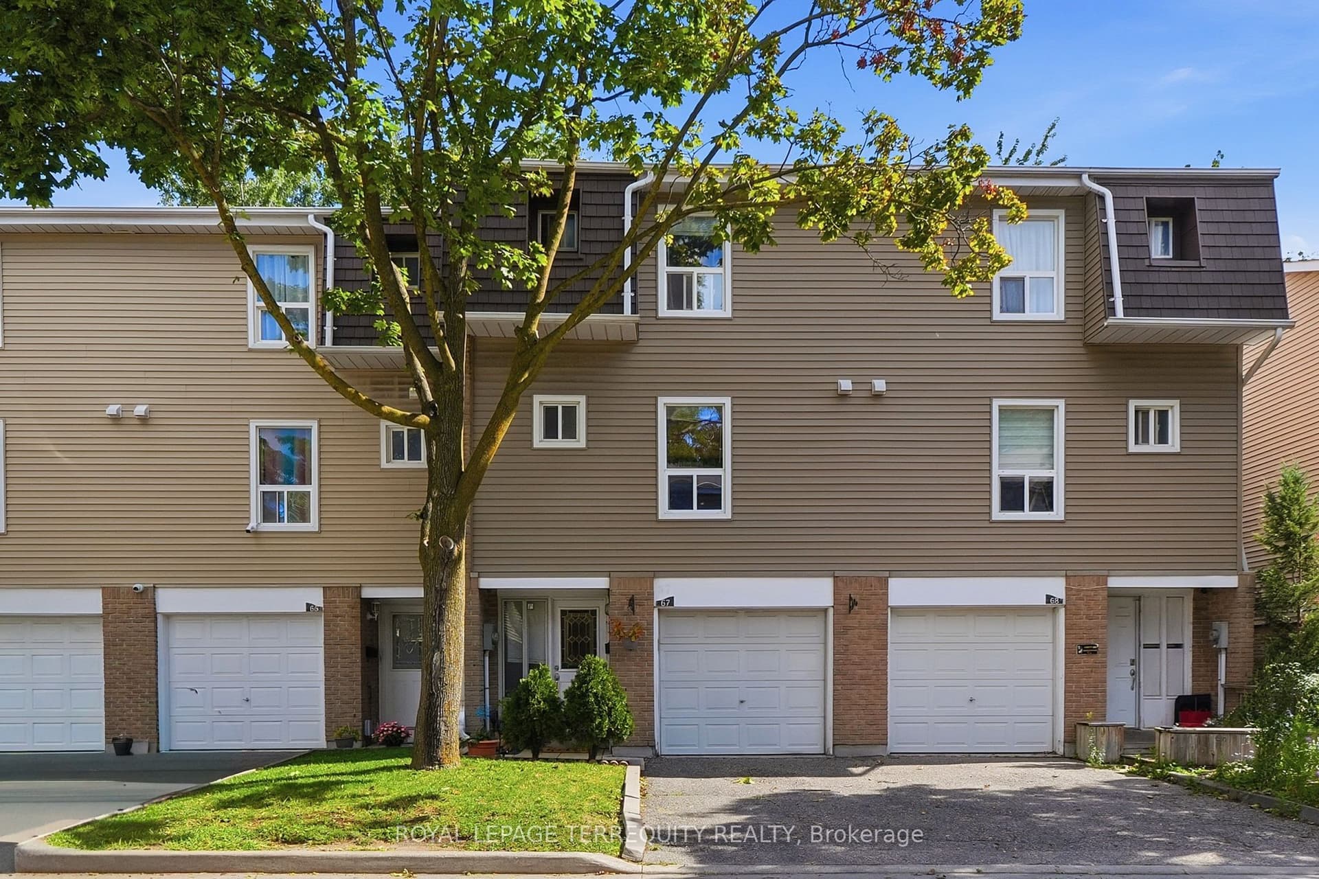67 Enmount Dr, 67 Enmount Dr