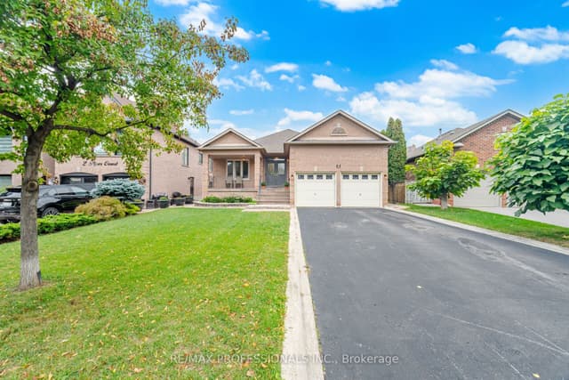 Detached at 8 Piper Court, Vaughan, ON L6A 1X2