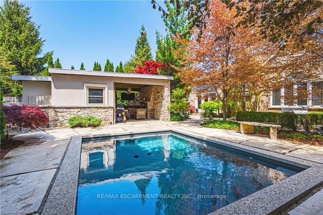 Detached at 2178 Berwick Drive, Burlington, ON L7M 5C2