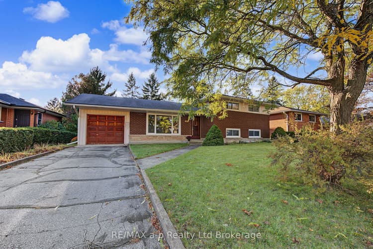 20 Pinecrest Avenue