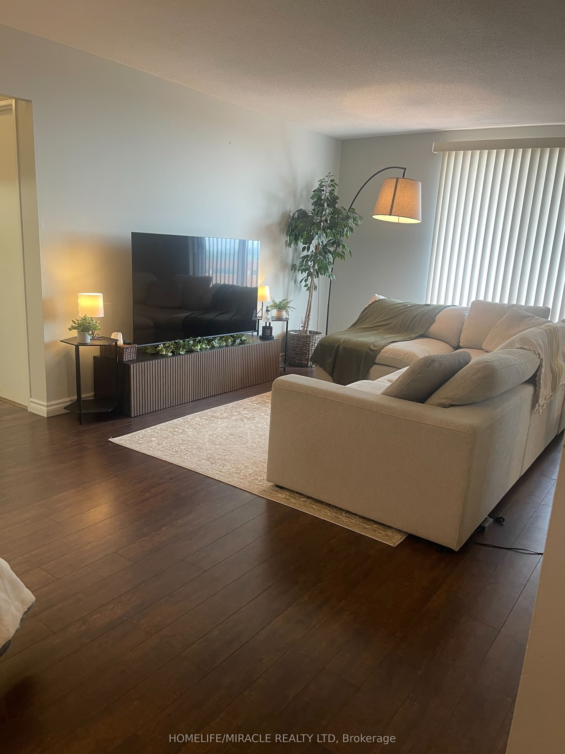 Suite 810 · Floor 8, Unit 810 · 3555 Derry Rd E