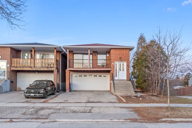 Detached at 44 Lakecrest Trail, Brampton, ON L6Z 1S6