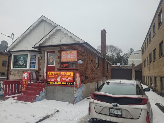 Detached at 2497 Dufferin Street, Toronto, ON M6B 3R3, Toronto W04