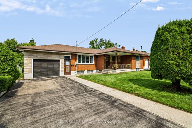 Detached at 141 Fairhaven Circle, London East, ON N5W 1E3